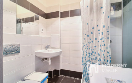 Na predaj garsónka v Rovinke