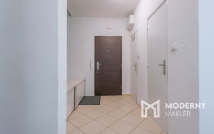 Na prenájom kompletne zariadený 2-izbový byt v centre Martina