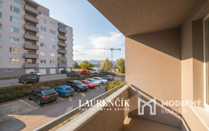 NA PREDAJ | 3-izbový byt s nadštandardnou výmerou v Trenčíne na ul. Liptovská