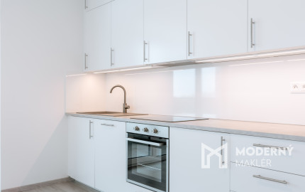 Na prenájom 2-izbový moderný byt v Považskej Bystrici