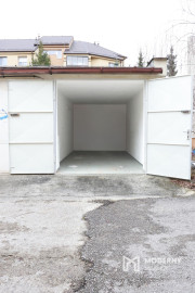 Na predaj garáž napojená na elektrinu v Trenčíne