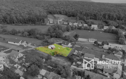 Na predaj dva stavebné pozemky v obci Brezolupy