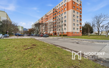 Na predaj 3-izbový byt s výhľadom na hrad v Bratislave