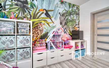 Na predaj 3,5 - izbový byt v meste Sereď