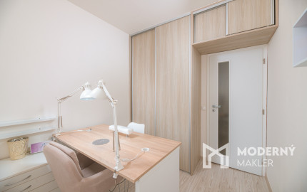 Na predaj krásne zrekonštruovaný 4-izbový byt v Trenčíne