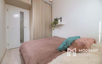 Na predaj krásne zrekonštruovaný 4-izbový byt v Trenčíne