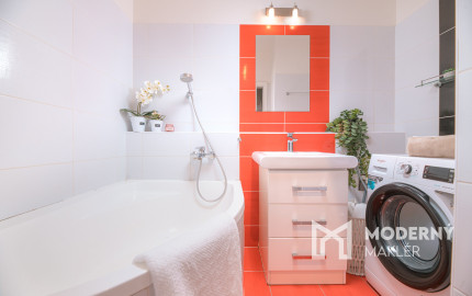 Na predaj krásne zrekonštruovaný 4-izbový byt v Trenčíne