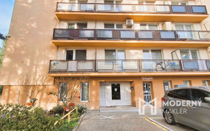 Na prenájom čiastočne zariadený 2-izbový byt v Bánovciach nad Bebravou