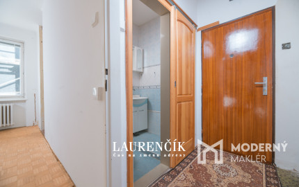 PREDANÉ | 1-izbový byt v Trenčianskych Tepliciach s investičným potenciálom