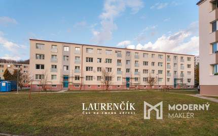 PREDANÉ | 1-izbový byt v Trenčianskych Tepliciach s investičným potenciálom