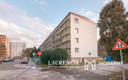 PREDANÉ | 1-izbový byt v Trenčianskych Tepliciach s investičným potenciálom