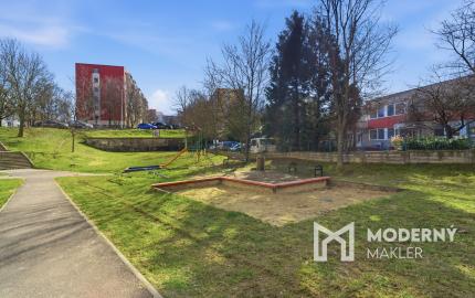 Na predaj slnečný 3,5-izbový byt v Nitre na sídlisku Klokočina