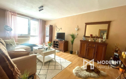 Exkluzívna ponuka 3 izb. veľkometrážného bytu v Bánovciach n/B s balkónom a pivnicou- SEVER