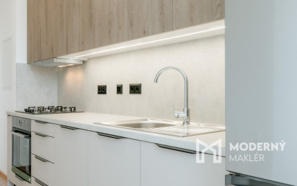 Na prenájom 3-izbový byt v Žiline