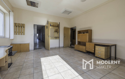 Na predaj výrobná hala s administratívnou časťou pri Lučenci