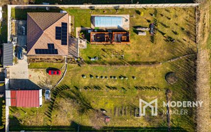 Na predaj rodinný dom s možnosťou ďalšej výstavby v Macove