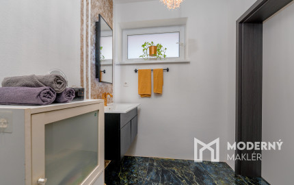 Na predaj rodinný dom s možnosťou ďalšej výstavby v Macove