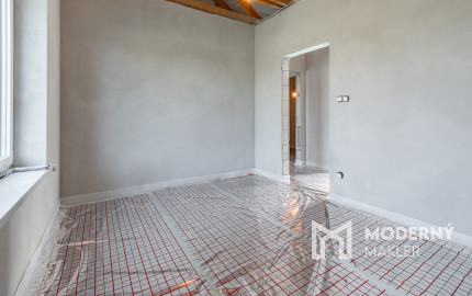 Na predaj moderný 4-izbový rodinný dom v Šoporni