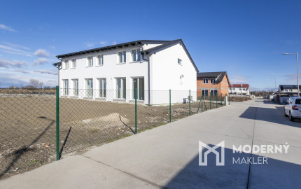 Na predaj novostavba v Lehniciach - časť trojdomu A