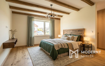 Na predaj rodinný dom s veľkým pozemkom v obci Šalgočka