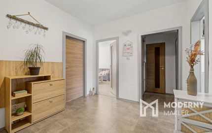 Na predaj veľkometrážny 3-izbový byt v Martine - Priekopa