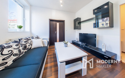 Na prenájom zariadený 2-izbový byt s parkovaním v Poprade