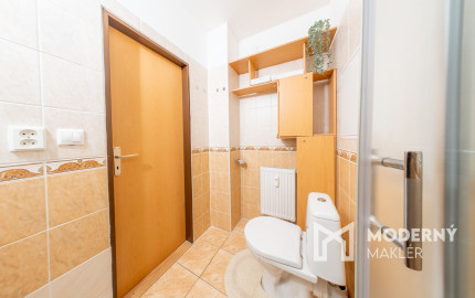 Na prenájom zariadený 2-izbový byt s parkovaním v Poprade