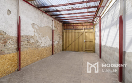 Na predaj autentický rodinný dom so starožitnosťami v Holíči