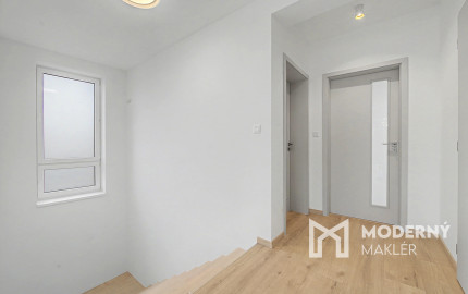 Na predaj 4-izbový rodinný dom v obci Divina