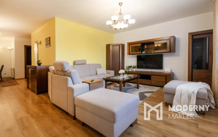 Na prenájom rodinný dom s garážou a terasou v centre Šamorína