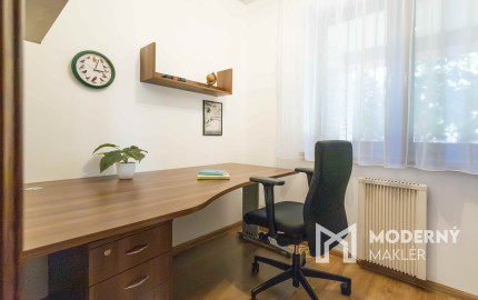 Na prenájom rodinný dom s garážou a terasou v centre Šamorína