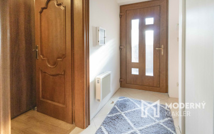 Na prenájom rodinný dom s garážou a terasou v centre Šamorína