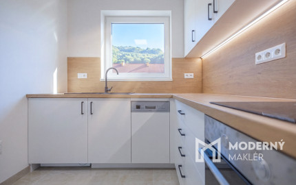 Na predaj zrekonštruovaný 3-izbový byt v obci Malcov