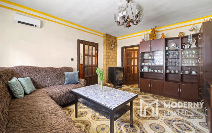 Na predaj rodinný dom s bazénom v obci Makov-Potok