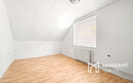 Na predaj rodinný dom s bazénom v obci Makov-Potok