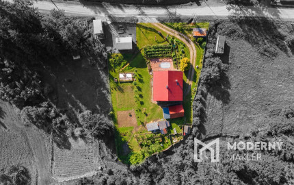 Na predaj rodinný dom s bazénom v obci Makov-Potok