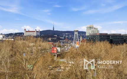 Na predaj 3-izbový byt s výhľadom na hrad v Bratislave