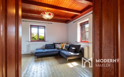 Na predaj impozantný rodinný dom v Ivanovciach