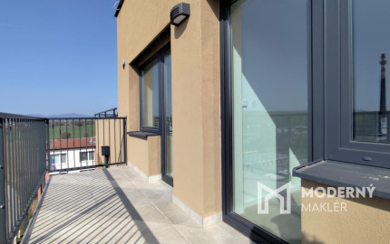 Na predaj 3-izbový byt s terasou v Bánovciach nad Bebravou