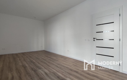 Na predaj priestranný 2-izbový byt v Bánovciach nad Bebravou