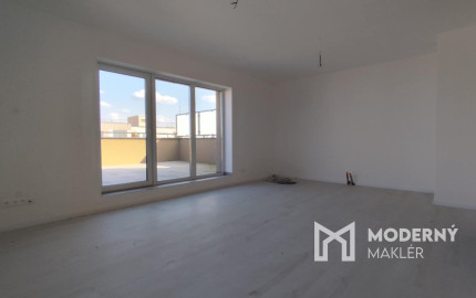 Na predaj 2-izbový byt s terasou v Bánovciach nad Bebravou