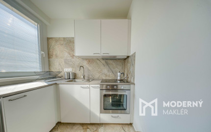 Na prenájom kompletne zariadený 2-izbový byt v Petržalke