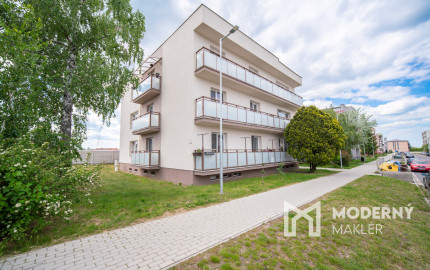 Na prenájom 2-izbový byt s balkónom vo Veľkých Levároch