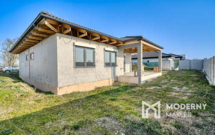 Na predaj rozostavaný rodinný dom v Moste pri Bratislave