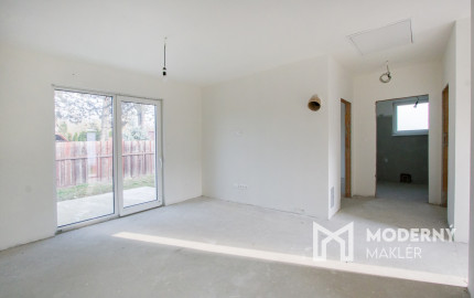 Na predaj rekreačnú chatu s pozemkom v obci Blahová-Madarász