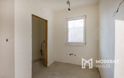 Na predaj rekreačnú chatu s pozemkom v obci Blahová-Madarász