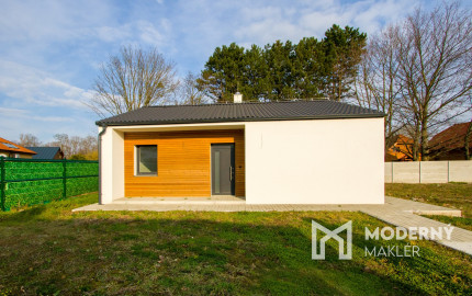 Na predaj rekreačnú chatu s pozemkom v obci Blahová-Madarász