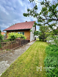 VIDEO, ZNÍŽENÁ CENA 10-izbový rodinný dom, ÚP 340m2, pozemok 638m2