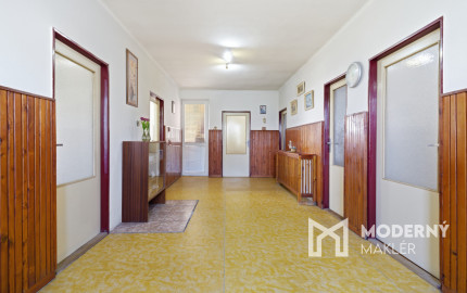 Na predaj rodinný dom s investičným potenciálom v Šuranoch