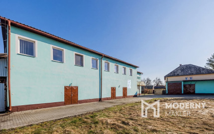 Na predaj výrobná hala s administratívnou časťou pri Lučenci